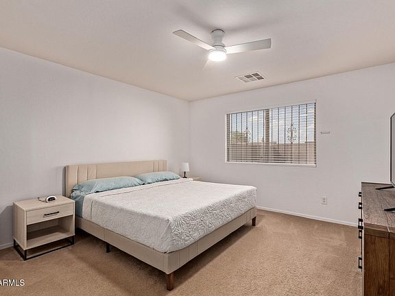 4th image of 15864 W ANASAZI Street
