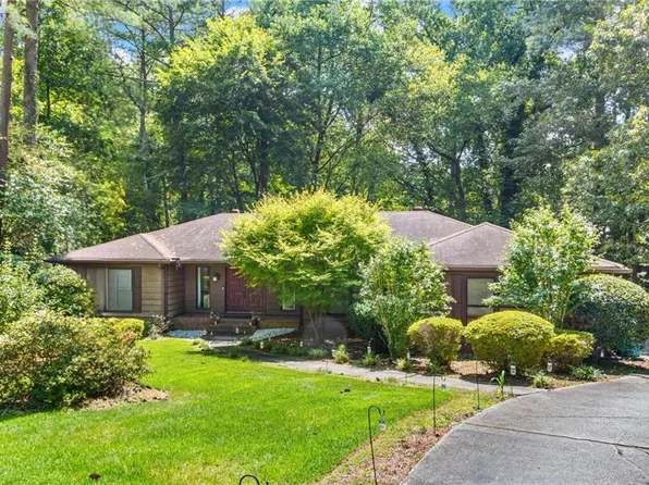 5472 Dry Fork Creek Ter, Stone Mountain, GA 30087