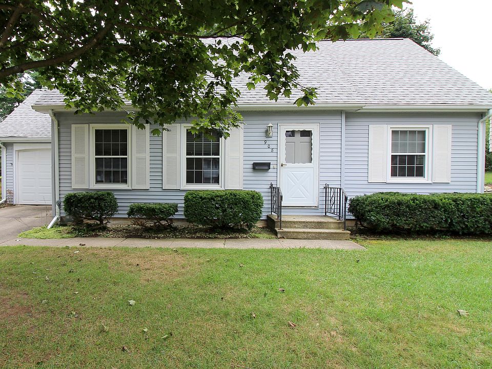 1st image of 908 Meadow Dr