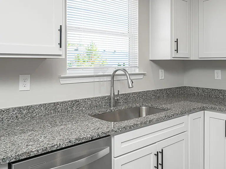 540 Woodland Cir — Photo 18