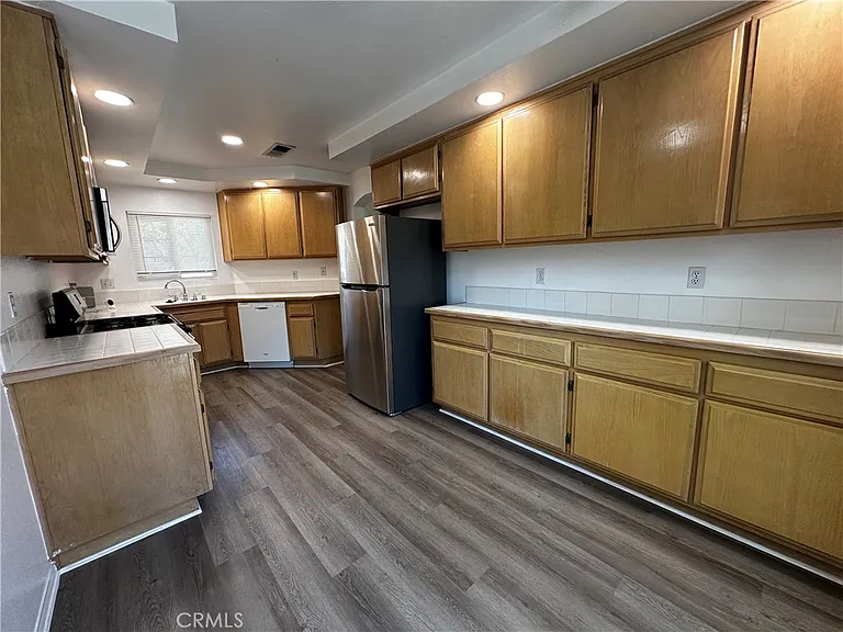 3121 E Genoa Ct #K — Photo 5