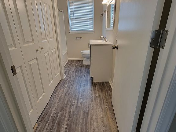 5th image of 408 E 6th Ave APT C
