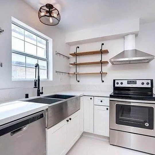 2 bed, 986 sqft, $2,800 — Photo 2