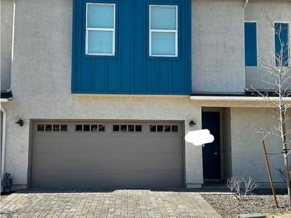 4712 Black Falcon Way, Sun Valley, NV 89433