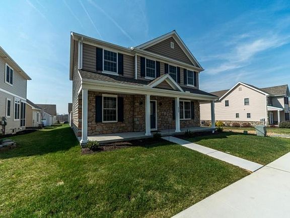 2nd image of 660 Richmond Dr #95
