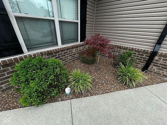 4th image of 8018 Kismet Dr