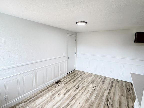 5th image of 6805 Lotus St