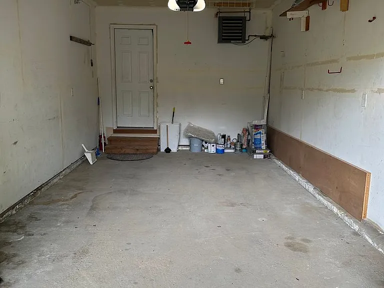 2100 Mavencamp Cir — Photo 11