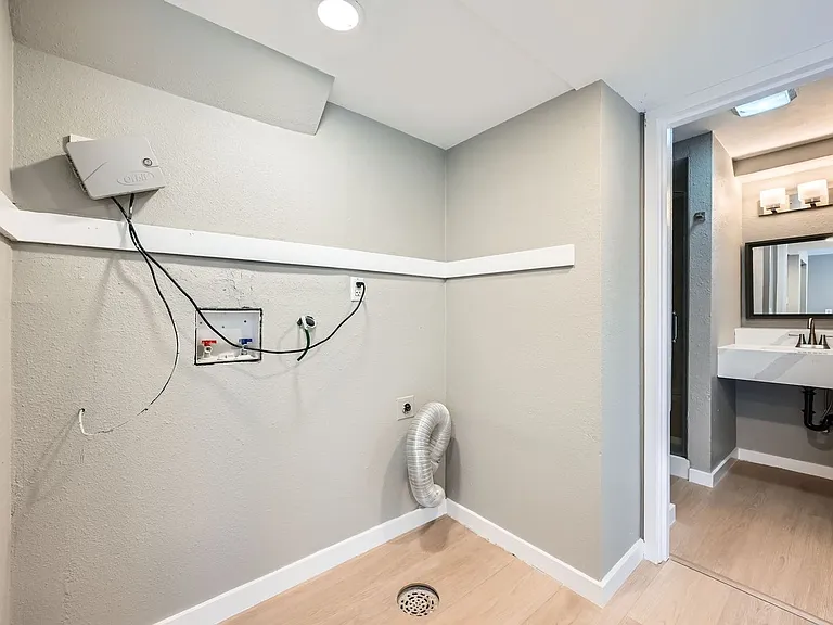 17166 E Nassau Pl — Photo 13