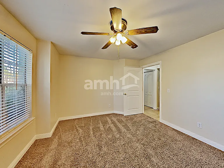 622 Creekfront Dr — Photo 22