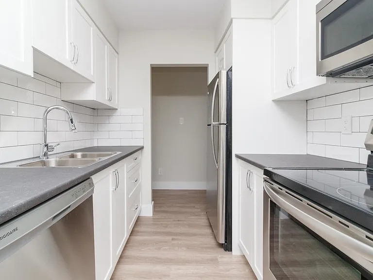 149 Wakesiah Ave — Photo 3