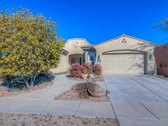 3rd image of 233 E Paseo Celestial