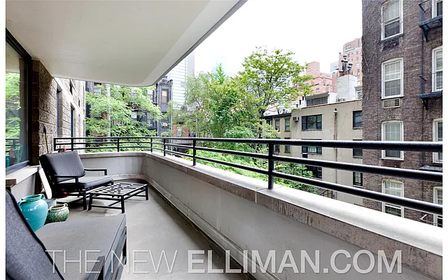 Sold by Douglas Elliman | media 6