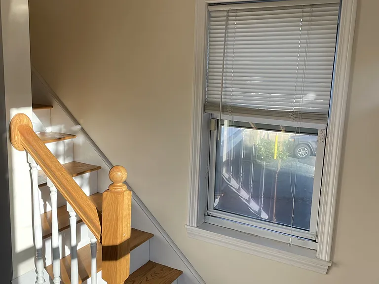 85 Main St — Photo 14