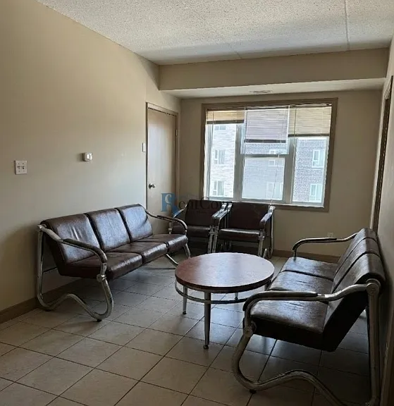 405 Lester St #1 — Photo 3