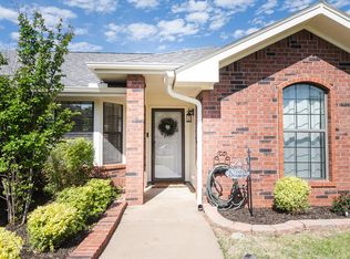 5322 Long Leaf Dr, Wichita Falls, TX 76310