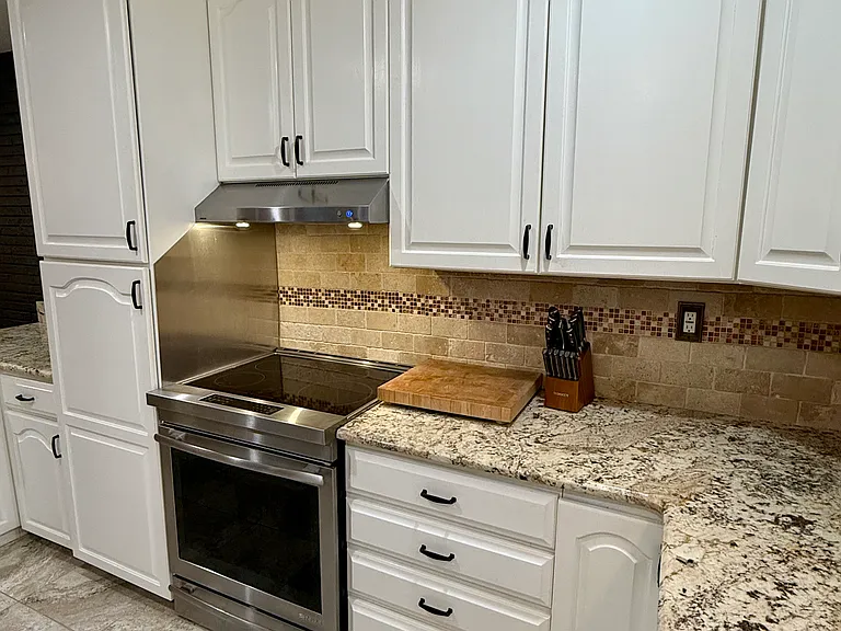5870 N Courtenay Pkwy — Photo 8