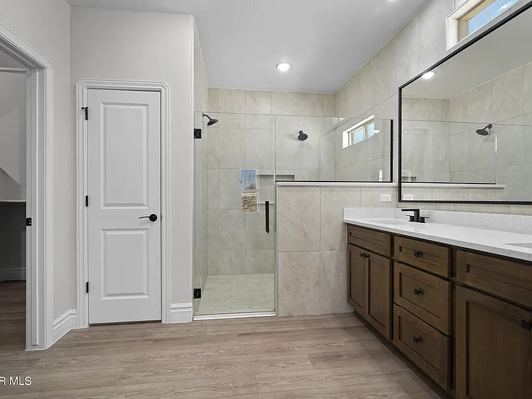 15153 Ambition Ave — Photo 34