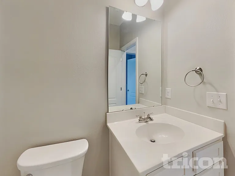 7138 Cuddington Dr — Photo 12