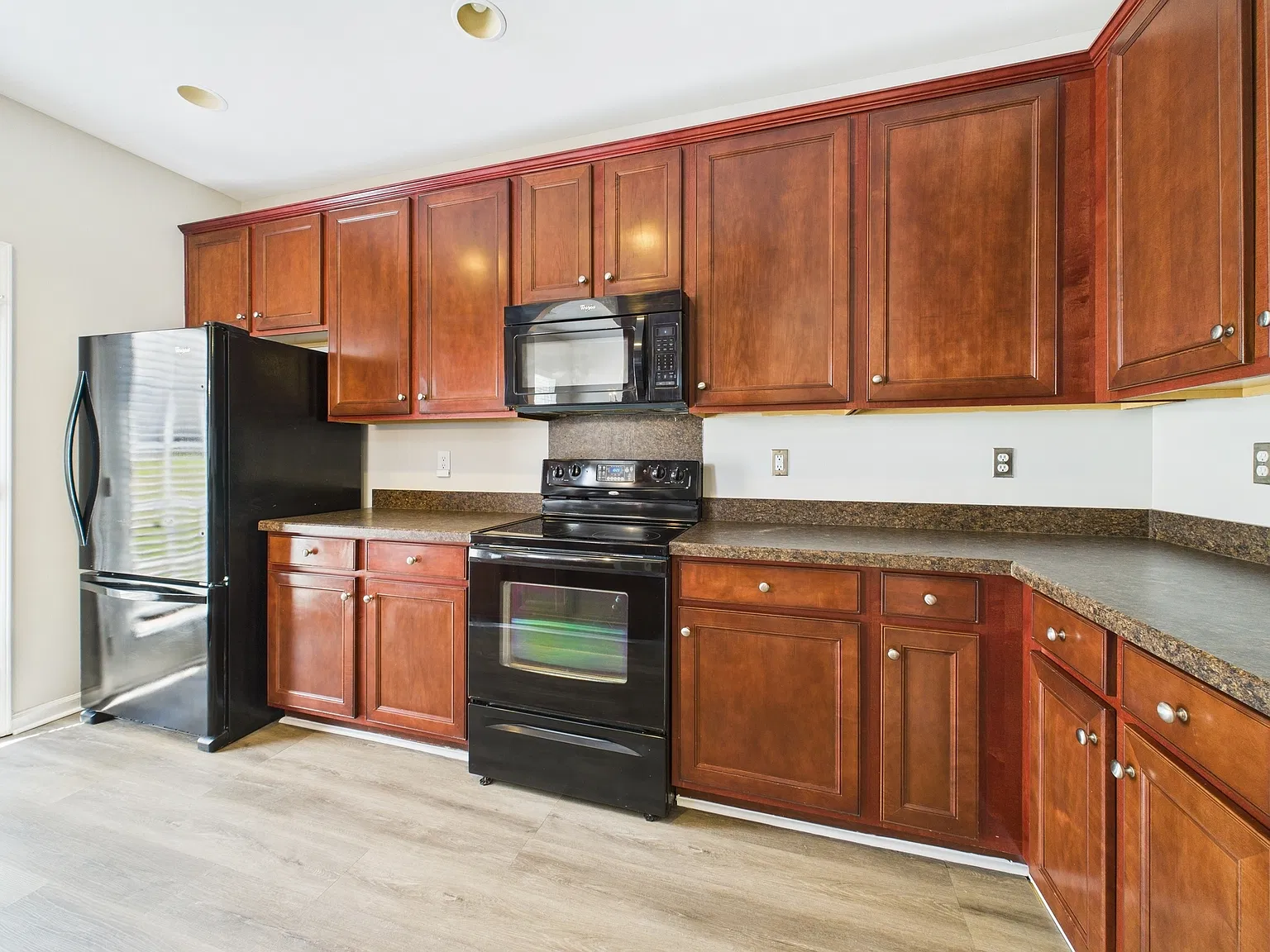 3 bed, 2.5 bath, 1536 sqft, $1,775 — Photo 3