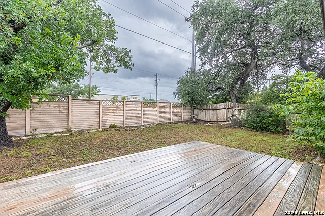 21514 Longwood — Photo 29