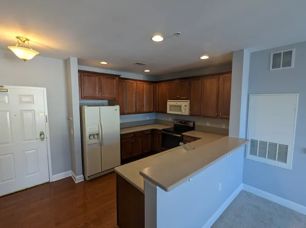 7305 Coventry Ct #7305, Riverdale, NJ 07457