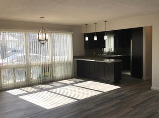 5587 E Ocean Blvd, Long Beach, CA 90803