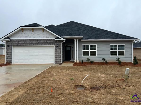 1302 Barrington Pl, Cove Macon, GA 31220