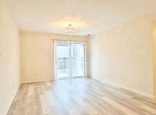 708 Ridgestone Dr APT C, Ballwin, MO 63021