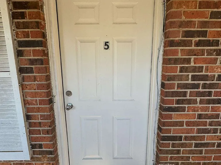 205 Daniel St #5 — Photo 4