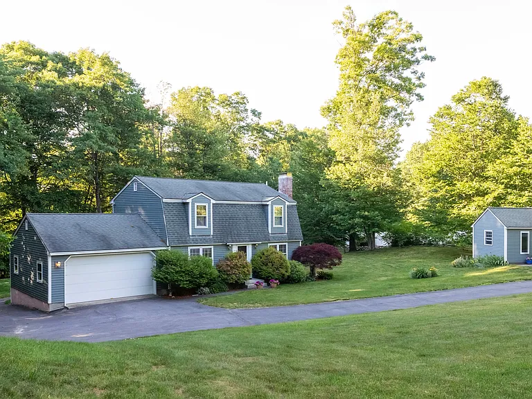 7 Laurel Hill Rd #ROAD7 — Photo 2