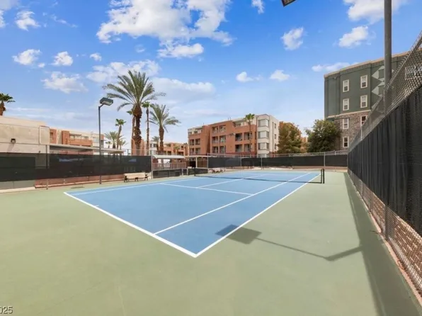 59 E Agate Ave Unit 401, Las Vegas, NV 89123