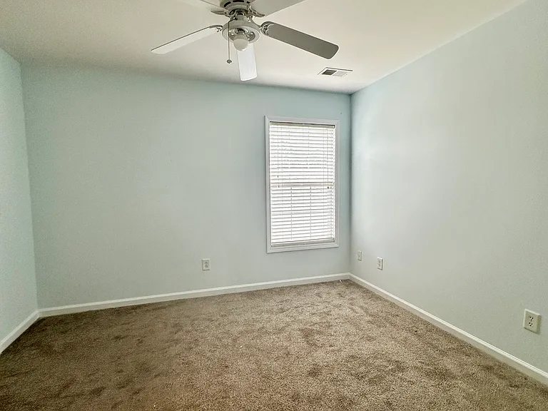4512 Farm Lake Dr — Photo 13