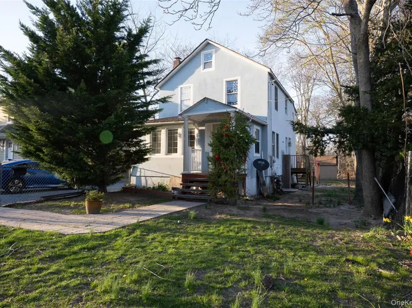 420 Flanders Road, Flanders, NY 11901