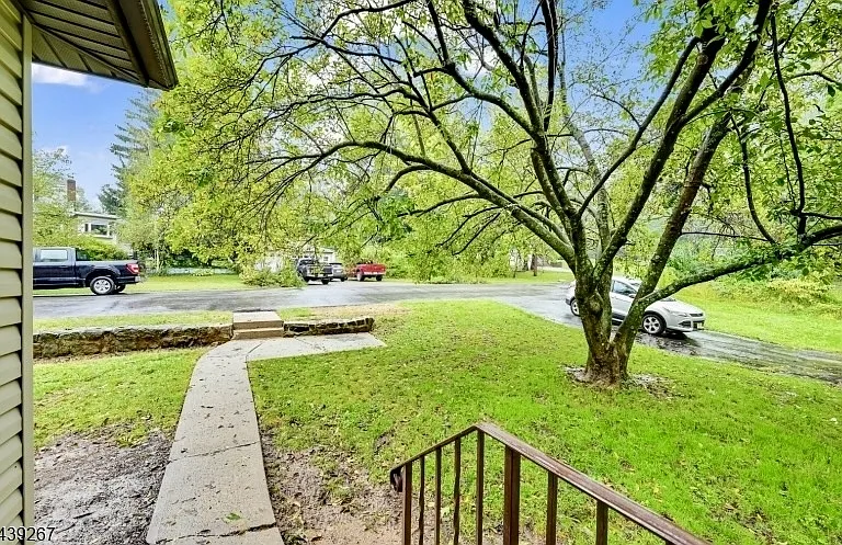 14 Sharon Ct — Photo 8