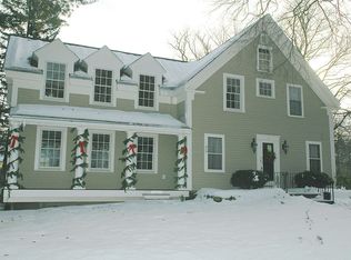 5 Liberty Rd, Hingham, MA 02043