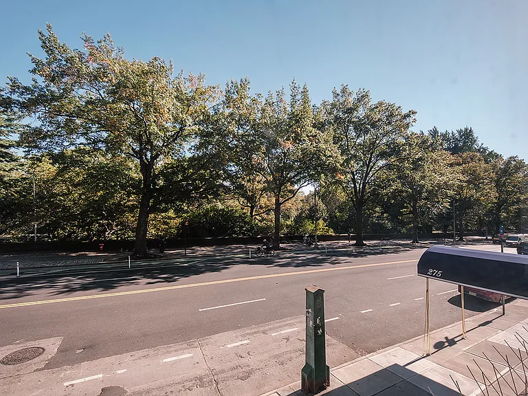 275 Central Park W #2C — Photo 28