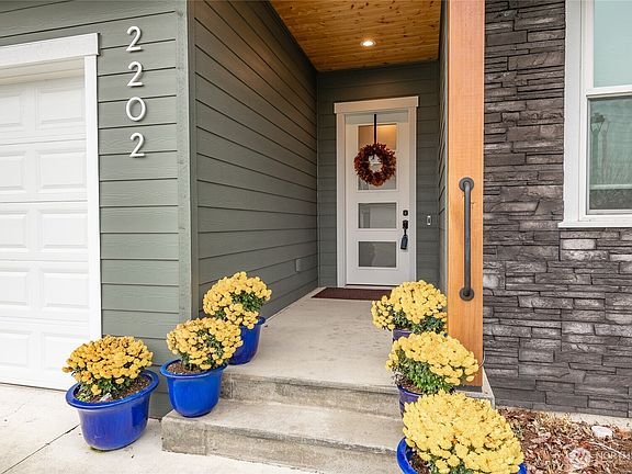 3rd image of 2202 Berryman Loop