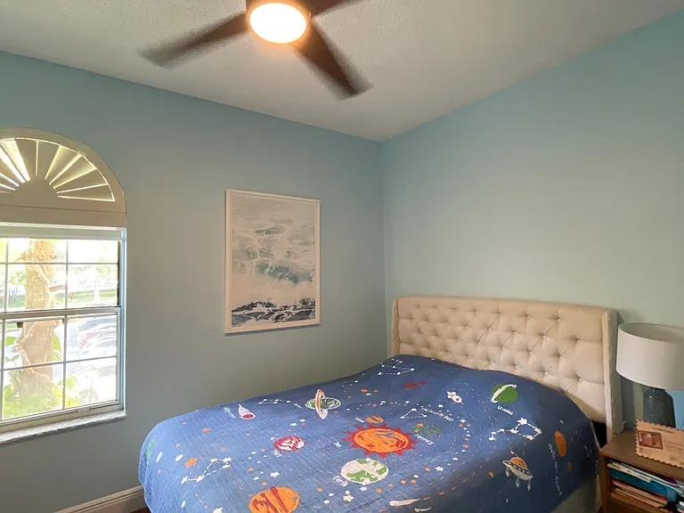 209 Cypress Point Dr — Photo 11