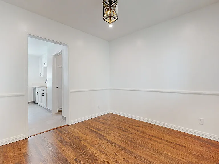 3368 Rowena Ave — Photo 9