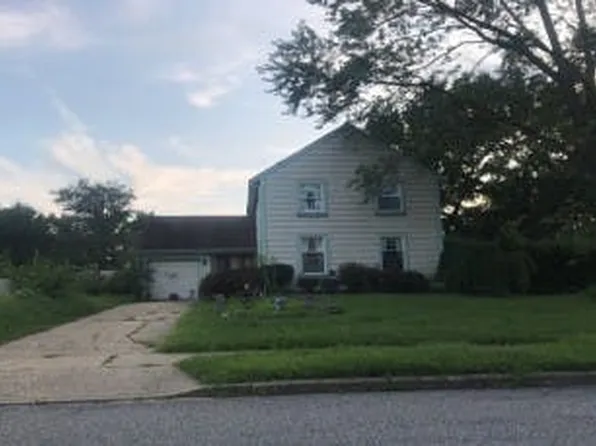 2206 Yellowstone Rd, Cinnaminson, NJ 08077