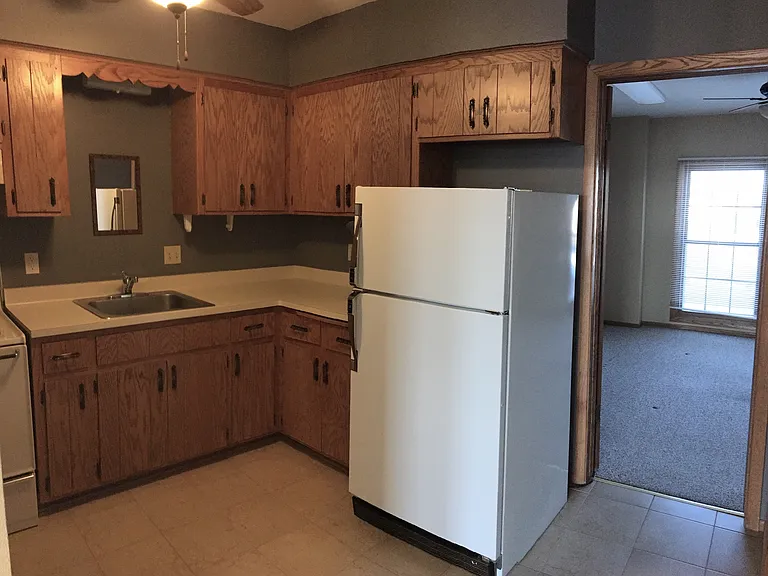 W156N11355 Pilgrim Rd #2 — Photo 3