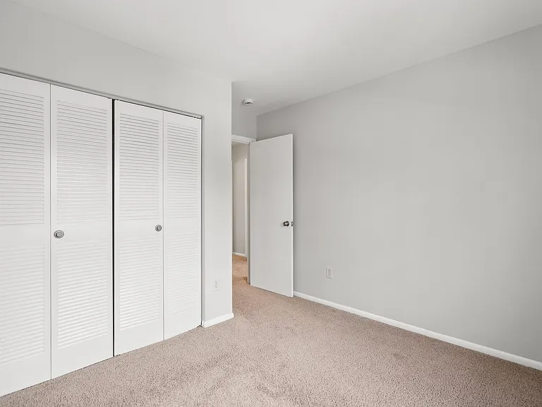 7907 Timarand Ct — Photo 24