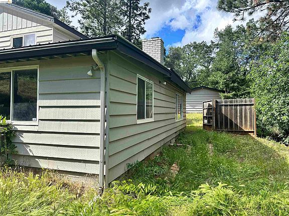 4th image of 20231 Hidden Acres Rd