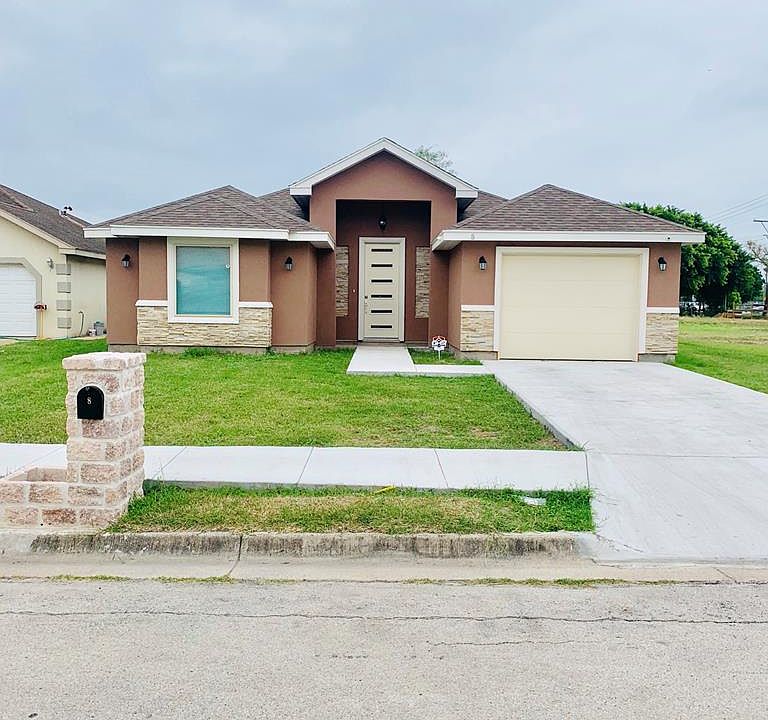 1st image of 8 Santa Fe Dr