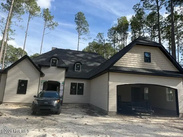 2127 Royal Pines Drive, New Bern, NC 28560