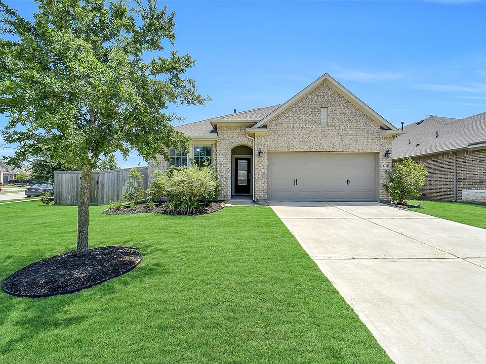 1st image of 2414 Lemon Grass Dr
