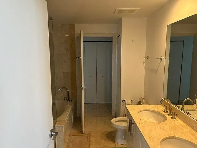 1 bed, 1.0 bath, 820 sqft, $4,800 — Photo 1