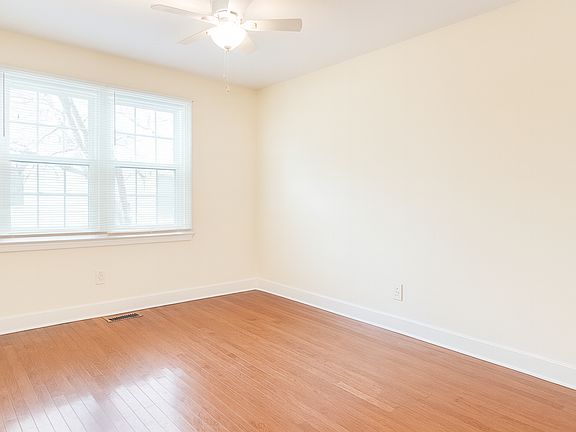 5th image of 61 Cooper St