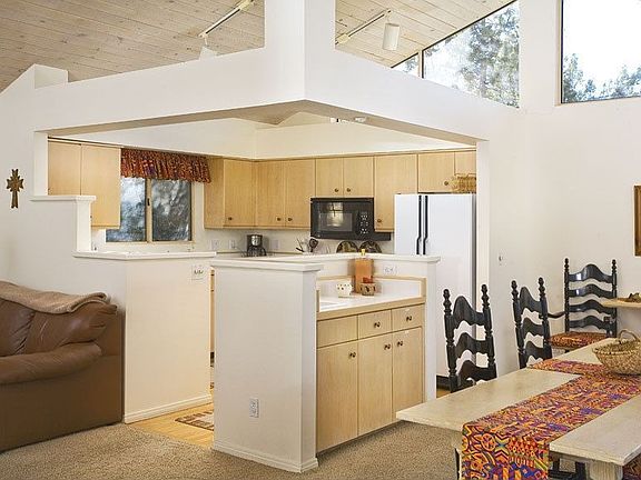 5th image of 1401 Royal Oak Cir